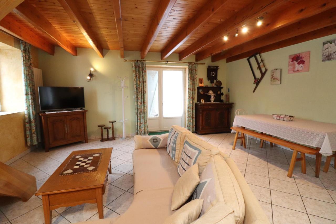 Villa La Grange Aux Creations Mentieres Exterior foto